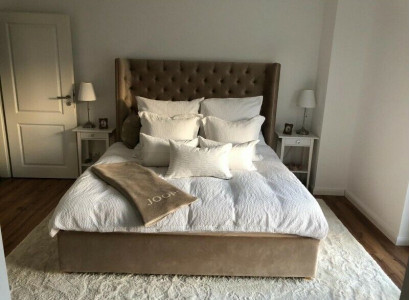 Chesterfield Bed Upholstered Double Hotel Beds Bedroom 140x200cm Brown New